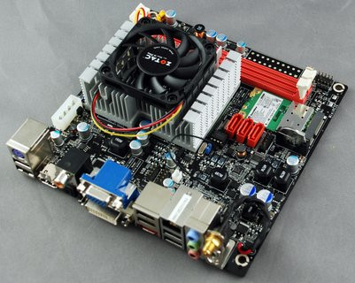 0000014002079588-photo-zotac-ion-itx-a-2.jpg