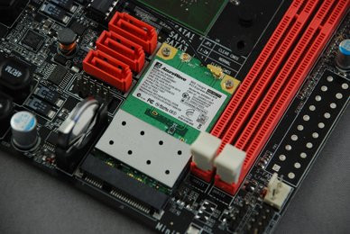 0000010402080044-photo-zotac-ion-itx-a-4.jpg