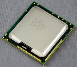 000000EB02120404-photo-processeur-intel-core-i7-975-cpu-1.jpg