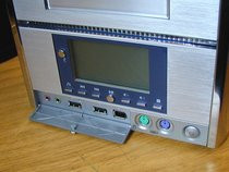 00D2000000069438-photo-epox-ex5-300s-ecran-lcd-et-connecteurs-de-fa-ade.jpg