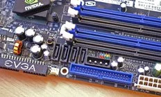 0000008C00404772-photo-evga-nforce-680i-sli-1.jpg
