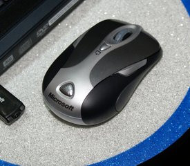 000000F000364890-photo-microsoft-wireless-presenter-mouse-3000-2.jpg