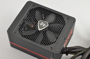 012C000004451316-photo-thermaltake-toughpower-grand-1200-w.jpg