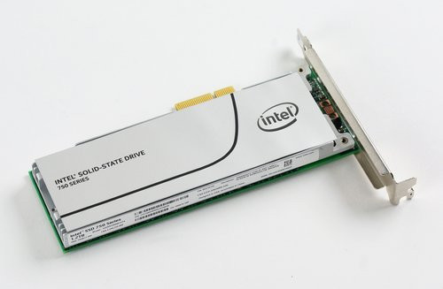 01F4000007978885-photo-intel-750-series.jpg