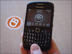 00FA000002057980-photo-blackberry-curve-8520.jpg