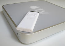 0000009600523244-photo-apple-tv-t-l-commande.jpg