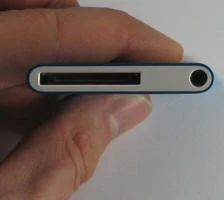 000000C800382156-photo-ipod-nano-connecteur.jpg