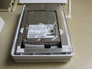 012C000000363986-photo-asus-disque-dur-wl-700ge.jpg