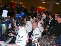 00D2000002030572-photo-gamers-assembly-2009.jpg