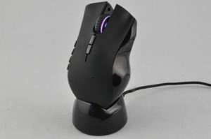 012C000004569024-photo-razer-naga-epic-8.jpg