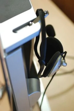 00FA000000666768-photo-lcd-24-pouces-benq.jpg