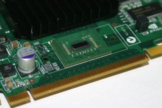 000000FA00072593-photo-chip-pci-express-nvidia.jpg