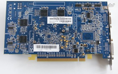 0000010400124300-photo-sapphire-radeon-x800-2.jpg