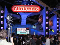 00D2000000089124-photo-e3-2004-stand-nintendo.jpg