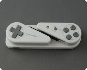 012C000000581045-photo-manette-bluetooth-chainpus.jpg