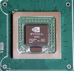 000000F000091510-photo-intel-pcie-nv45-core.jpg