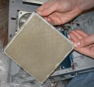 000000AA00580903-photo-nettoyage-pc-filtre-anti-poussi-re-poussi-reux.jpg
