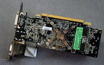 000000DC02895634-photo-amd-radeon-hd-5450-carte-2.jpg