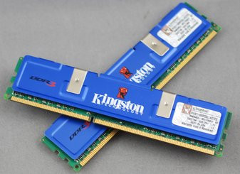 000000F501914070-photo-barrettes-kingston-ddr3.jpg