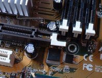 00C8000000050830-photo-asus-p4b-ergot-de-l-agp.jpg