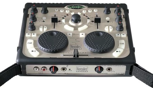 0000012C00063782-photo-hercules-dj-console-vue-2.jpg