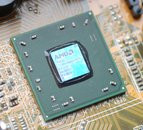 0000008200461706-photo-amd-rs690g-northbridge-chipshot.jpg