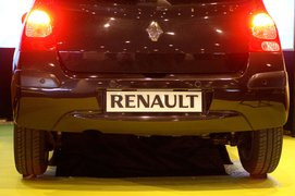 000000B400805546-photo-imagina-renault.jpg