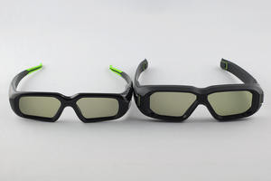 012C000004731422-photo-asus-vg278-lunettes-3d-vision-1-vs-2-2.jpg