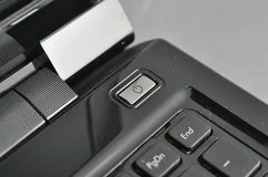 000000A003170050-photo-asus-ul50vf-d-tail-1.jpg