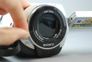 000000C800544920-photo-cam-scopes-sony-dcr-sr-32.jpg