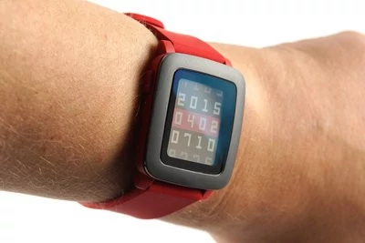 0190000008108056-photo-pebble-time-16.jpg