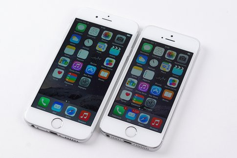 01E5000007641893-photo-iphone6-versus-iphone5s-2.jpg