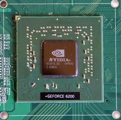 000000F000148777-photo-nvidia-nv43-v.jpg