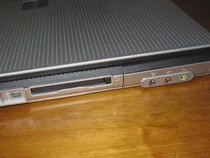 00D2000000113176-photo-maxdata-pro-8100x-firewire-pcmcia-ports-audio.jpg