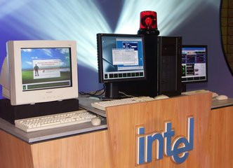 000000F000120727-photo-intel-idf-05-iamt.jpg