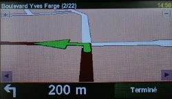 00FA000000329275-photo-gps-tomtom-go-910.jpg