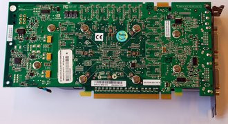 000000B400452846-photo-twintech-geforce-8800-gts-640-mo-2.jpg