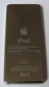 0000012C00327441-photo-ipod-nano-dos.jpg