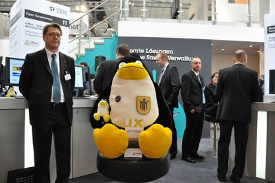 0190000004058878-photo-cebit-2011-tux-allemand.jpg