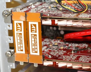 000000F000376353-photo-ati-radeon-x1950-pro-crossfire-2.jpg