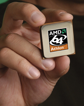 00068426-photo-amd-athlon-64-cpu-in-hand.jpg