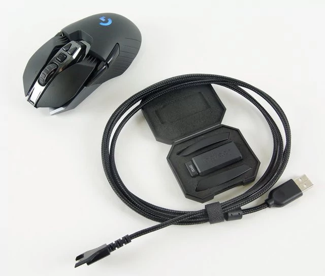 0280000008394250-photo-logitech-g900-1.jpg