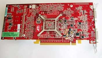 000000C800362055-photo-ati-radeon-x1900-xt-256-mo-2.jpg