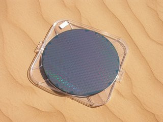 000000F000126122-photo-intel-sand-to-silicon-wafer.jpg