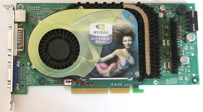 000000DC00095243-photo-point-of-view-geforce-6800-gt-1.jpg