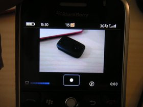 0118000001585606-photo-blackberry-bold.jpg