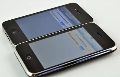 0000010E03331276-photo-apple-iphone-4-terminal-10.jpg