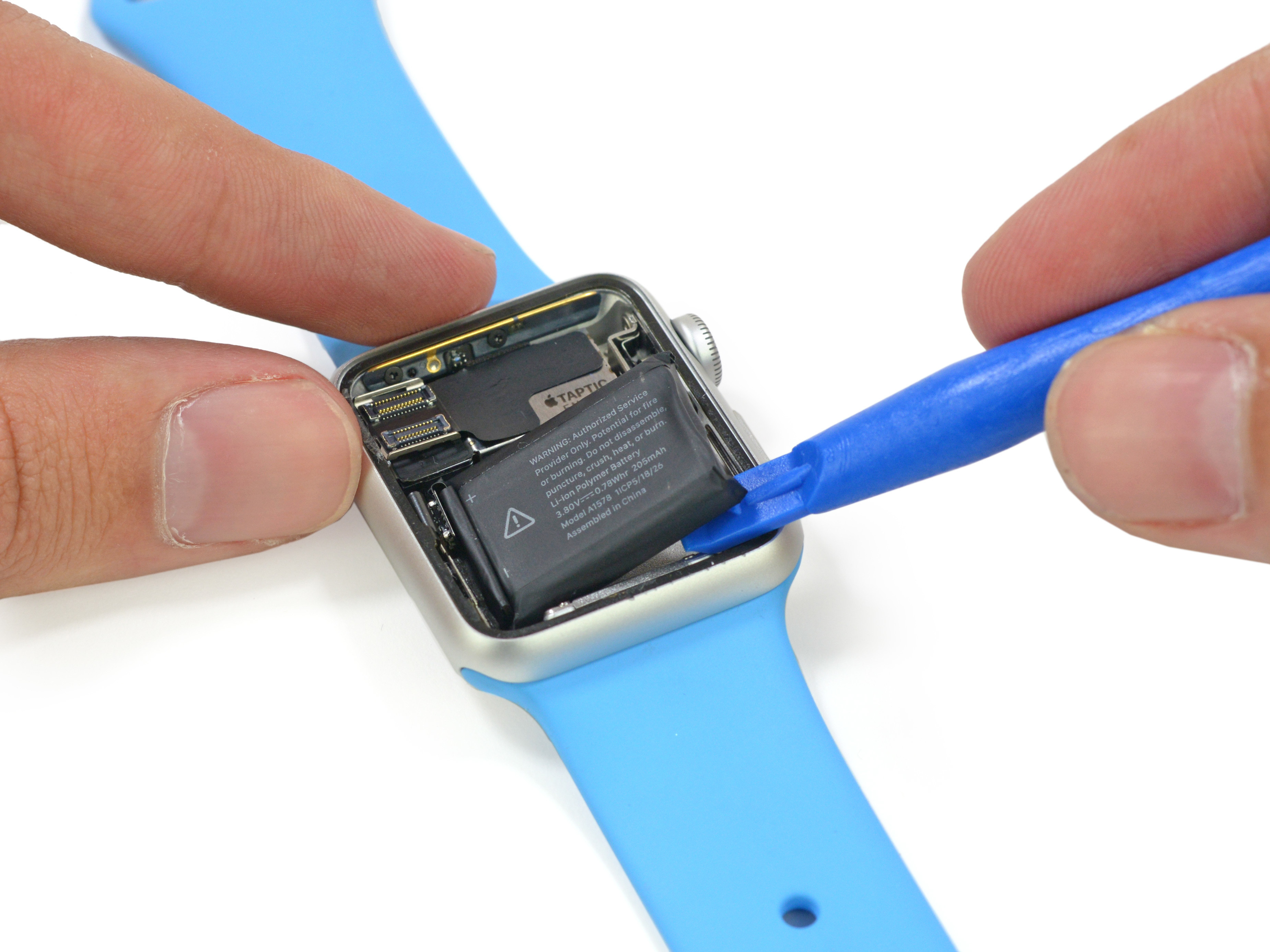 Watch battery. Apple watch IFIXIT. Разбор IFIXIT Apple watch 6. Apple watch Teardown. Аккумулятор на смарт часы.
