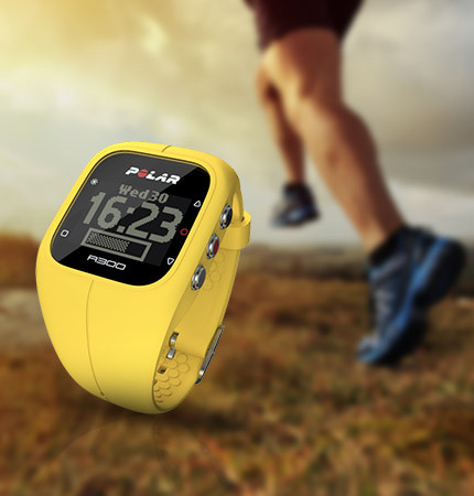 Polar A300 la montre de sport connect e porter 24h 24