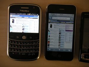 012C000001585662-photo-blackberry-bold.jpg